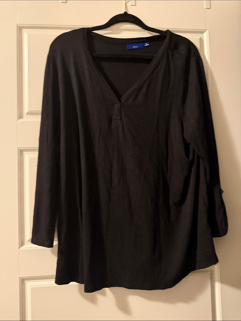 Apt. 9 Black V-Neck Long Sleeve Top